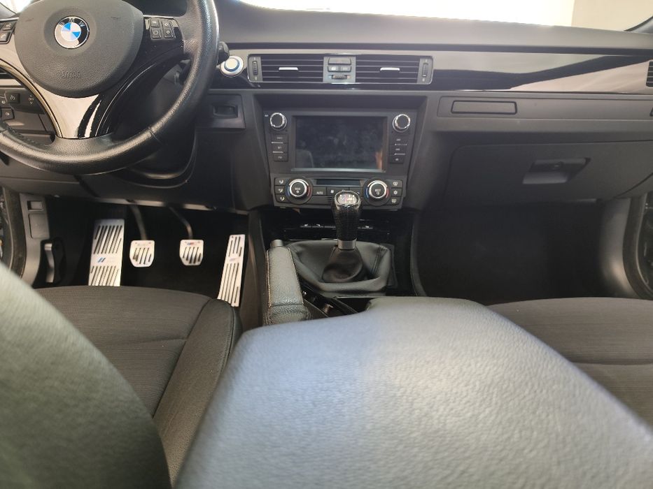 Bmw E91 320D Versão sport 2008 Motor 177cv caixa manual 6 velocidades muitíssimo bom estado
