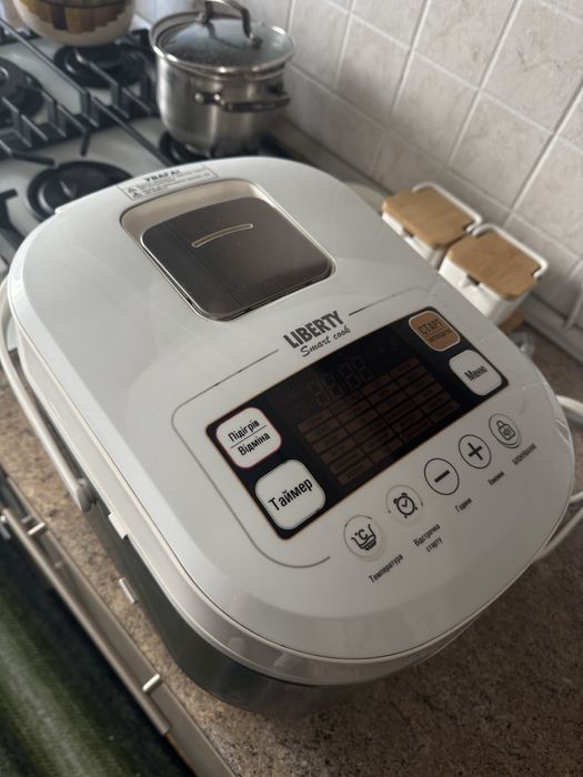 Продаю мультиварку Liberty mc-950 w 5 л
