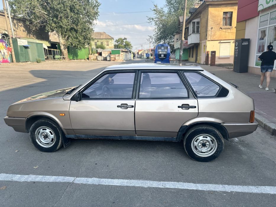 Продам Ваз 2109 капсула времени.