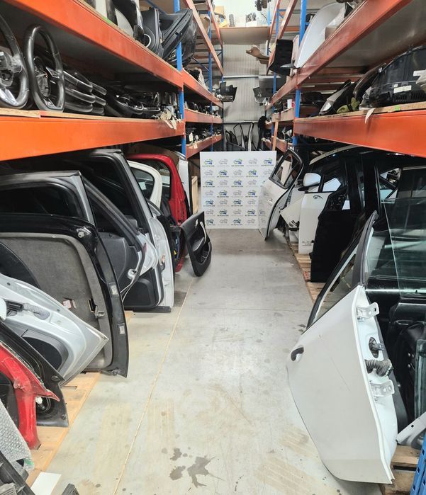 Grande stock de portas multimarcas