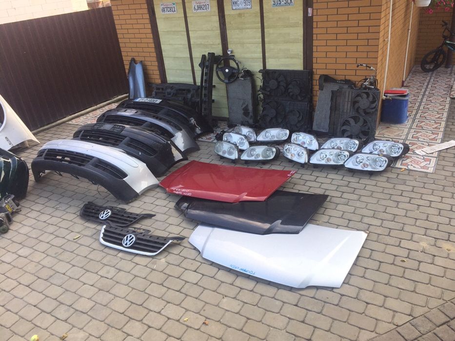 Бампер Caddy Touran. Бампера Кадді Тоуран