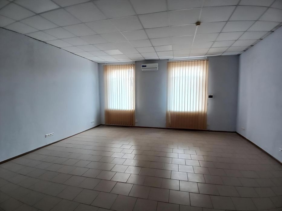 Аренда помещения: офис 595 м2, отапливается