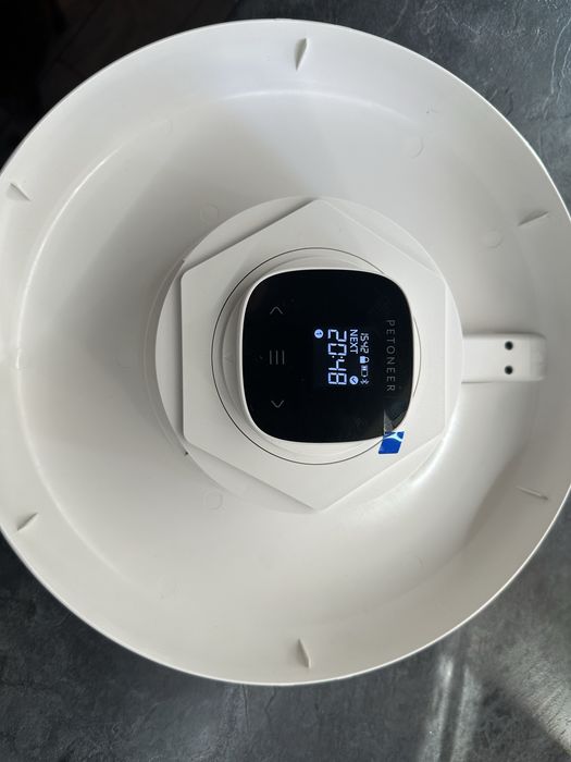 Продам годівницю для тварин Petoneer NutriSpin 6