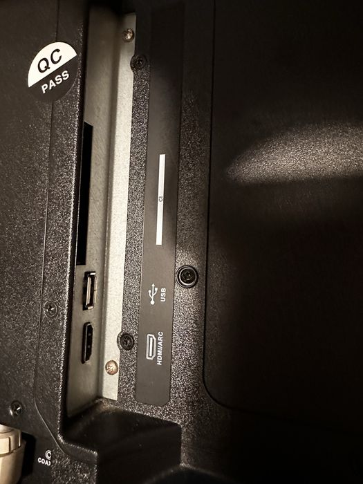 TV 24’ Led - 12v/220v Grunkel 24IV2