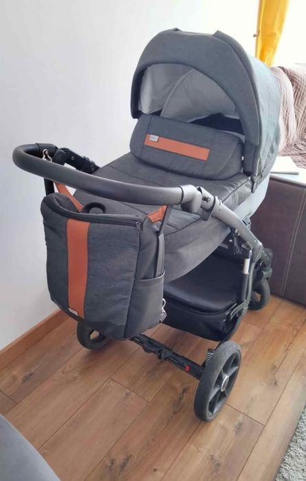 Дитяча каляска візок