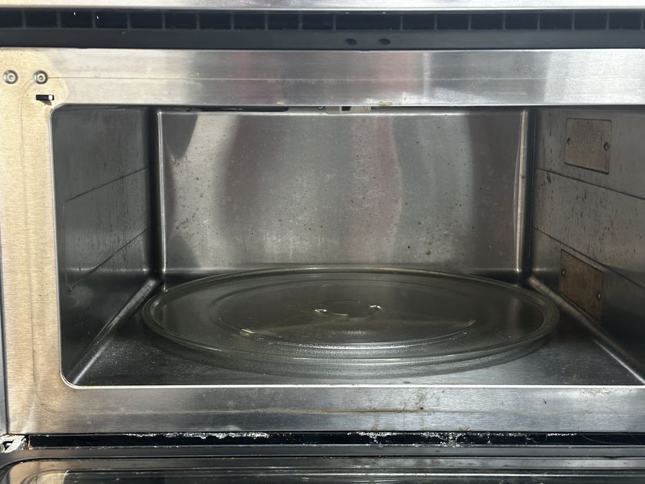 Вбудована мікрохвильовка Whirlpool AMW 535/IX 40л (гриль + конвекція + пар) — ідеальний стан!