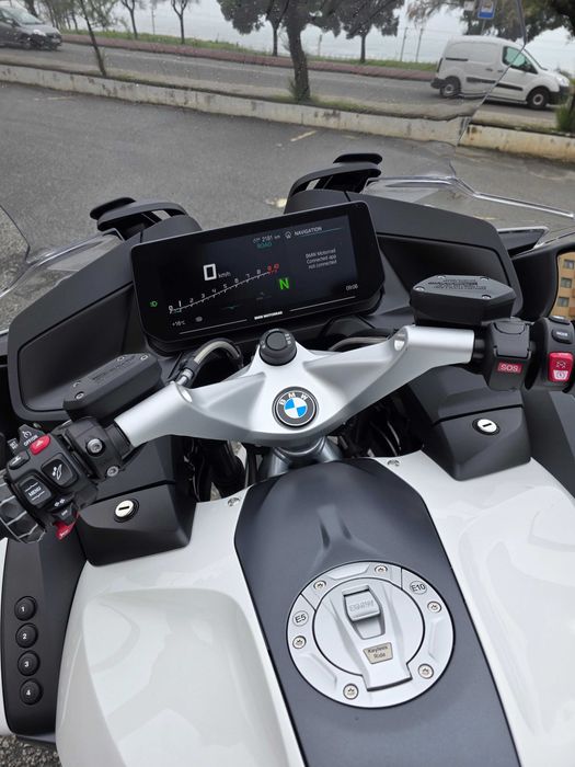 BMW R 1250 RT | 2.200 km | Estado Novo | Garantia até 2029