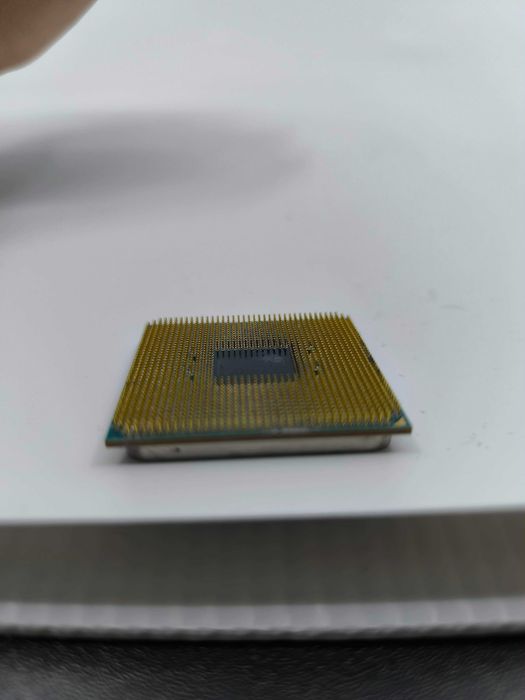 AMD Ryzen 3 2200G | APU z Grafiką Vega | 4 Rdzenie | Sprawny | AM4