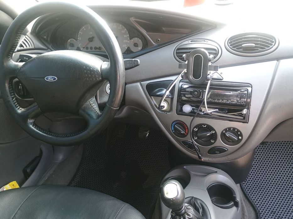 Продам Ford focus mk1