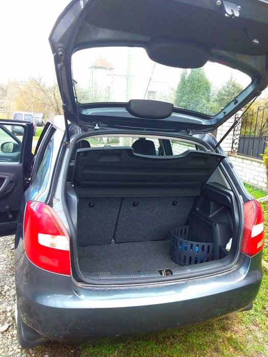 Автомобіль шкода