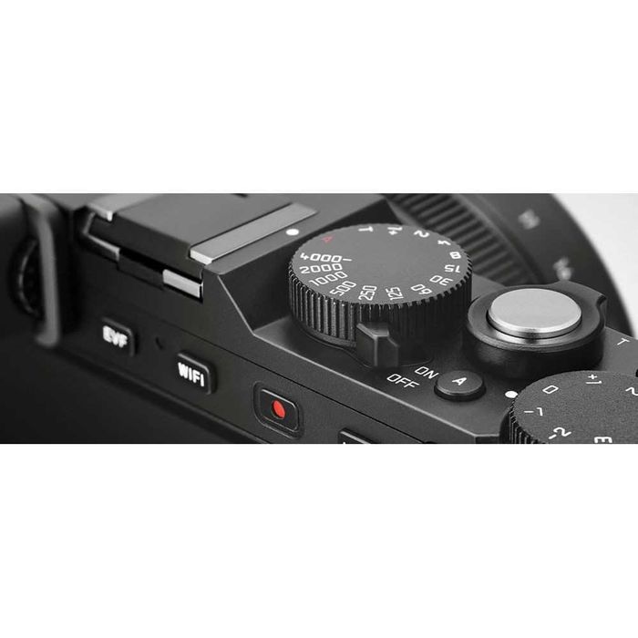 Leica D-lux (Typ 109) - Made in Japan