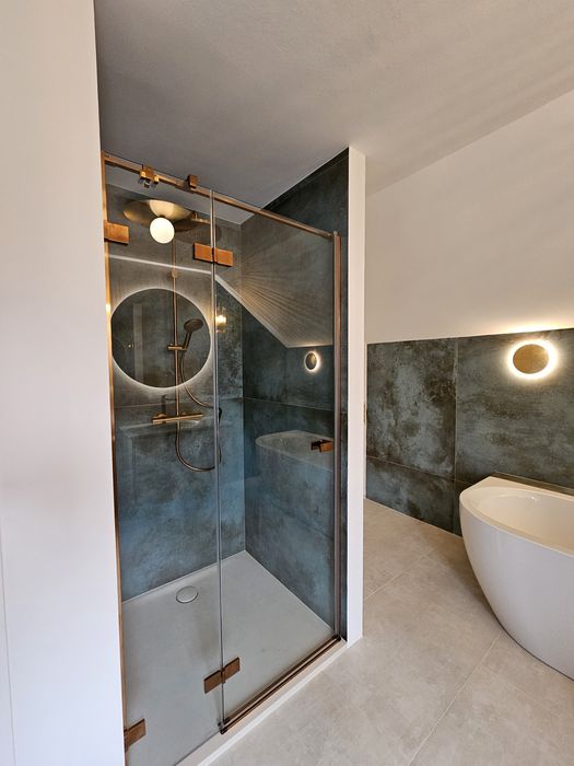 TAPETOWANIE Remont Łazienki malowanie