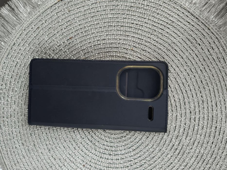 Pokrowiec Xiaomi i redmi note 13 plus 5G