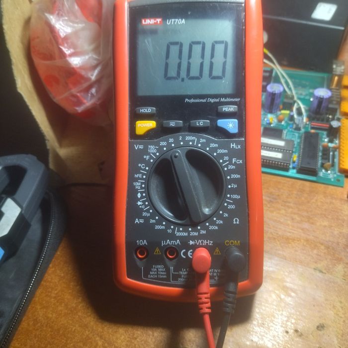 Мультиметр Unit UT-70A