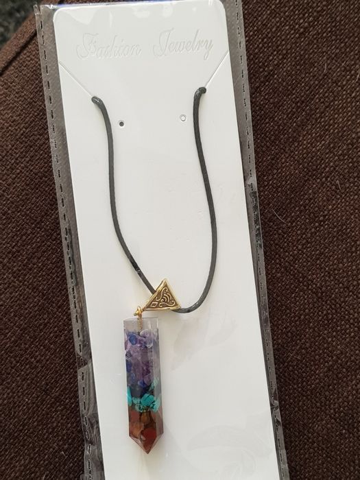 Colar pendente pêndulo cristais chakras