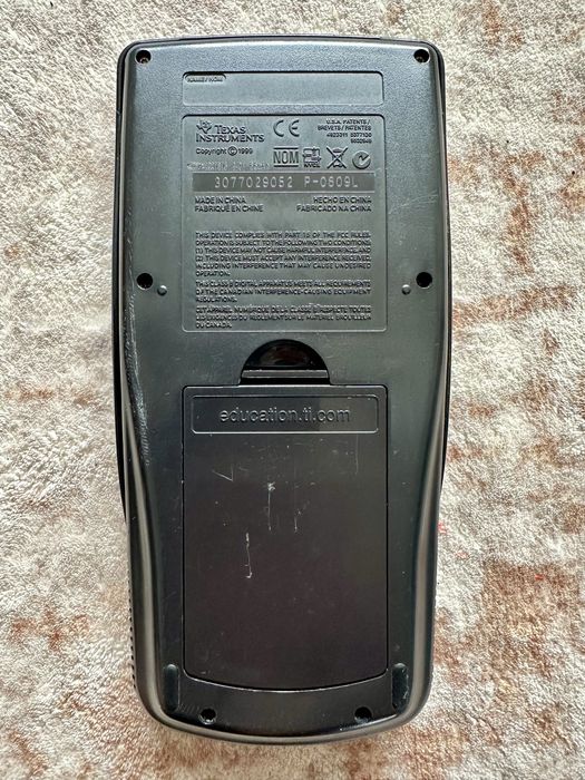 Calculadora Gráfica Texas Instruments TI-83 Plus