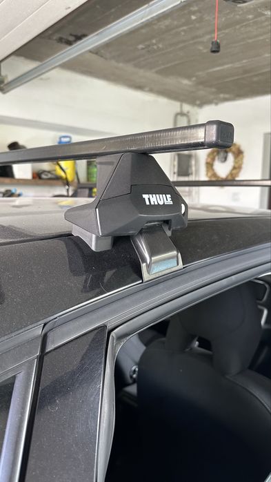 Bagażnik dachowy belki Thule 7105 Evo Squarebar