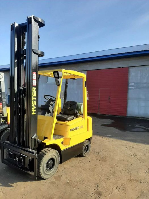 Навантажувач вилковий Hyster 2, 0 т з висотою підйому до 6,6м