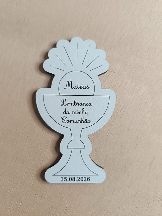 Lembrança comunhão em MDF Íman 7,5 cms altura