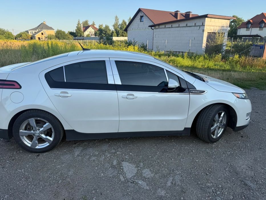 Продам власне авто Chevrolet Volt