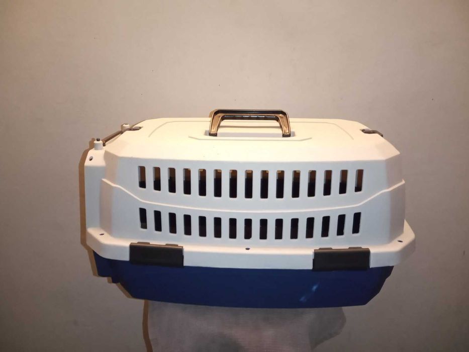 Переноска для тварин до 5 кг 47х31х26 см