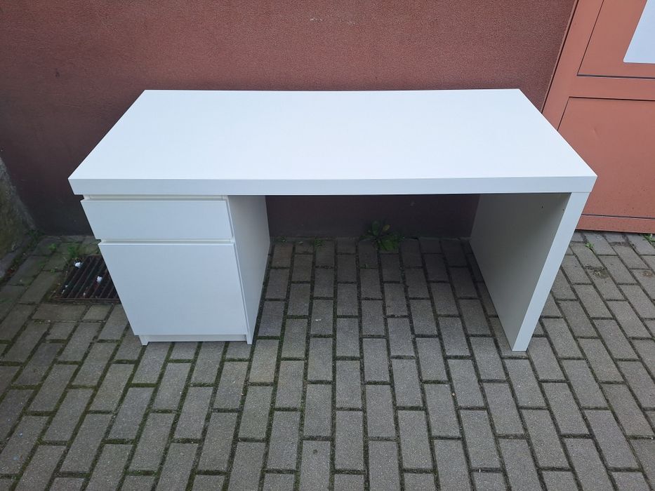 biurko białe ikea malm
