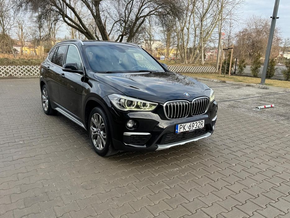 BMW X1 xDrive FULL • Panorama • Automat • Grzana kierownica • Kamera