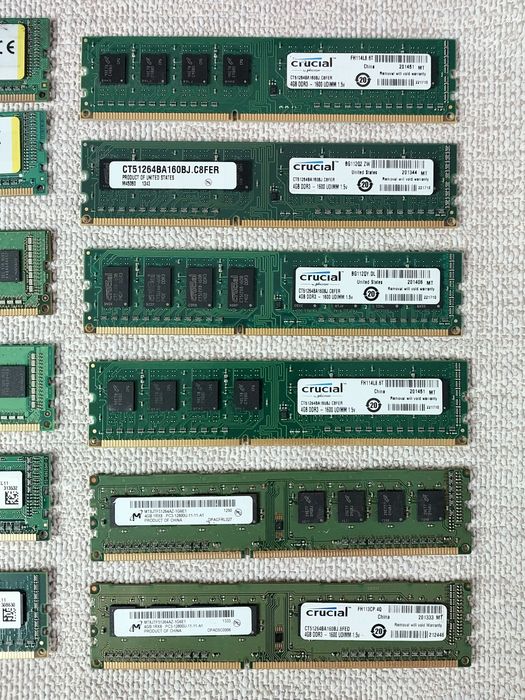 Оперативна пам'ять  ddr3 4 gb (гб) 1333 / 1600 МГц