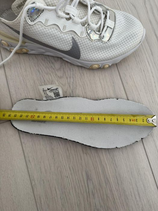 Кросівки Nike  розмір 37