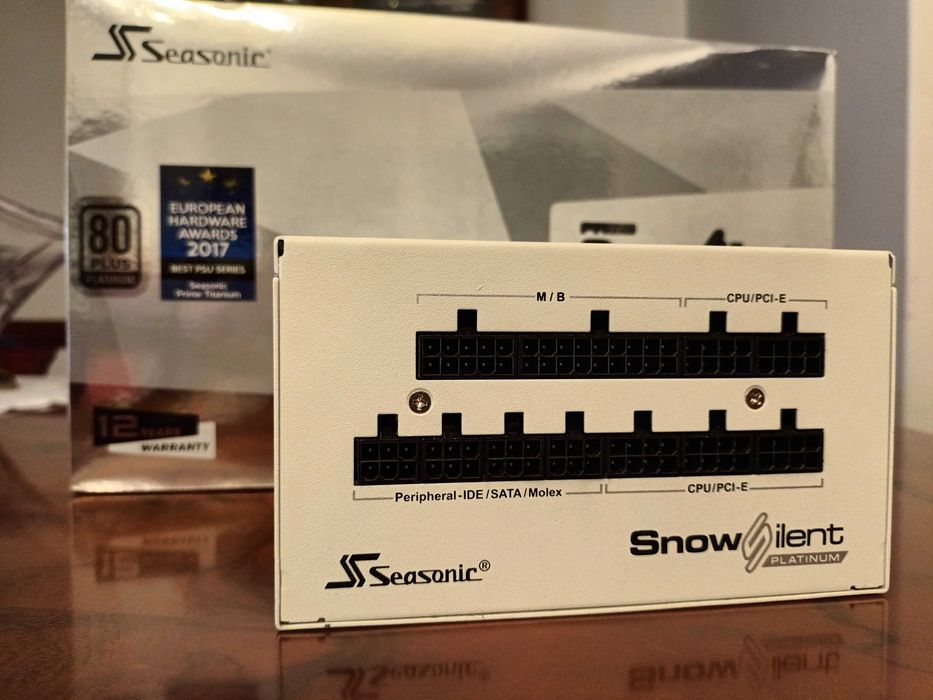 Fonte de Alimentação SEASONIC SNOW SILENT PRIME 650W 80 Plus Platinum