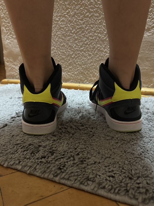 Nike Son OF Force Mid