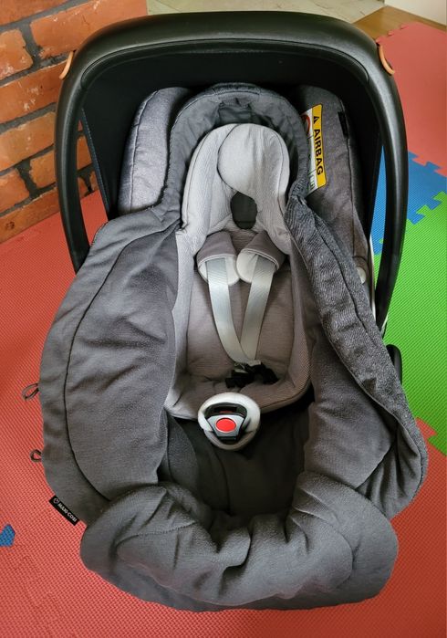 Maxi Cosi Pebble Plus 0-12 kg + otulacz