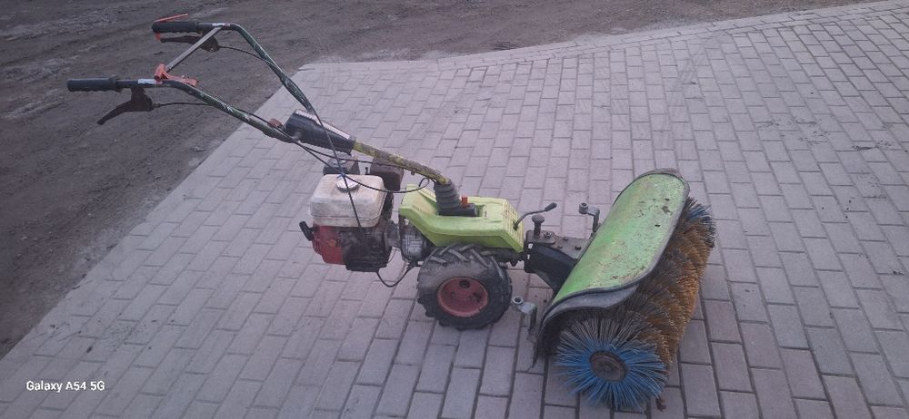 Zamiatarka , szczotka grillo