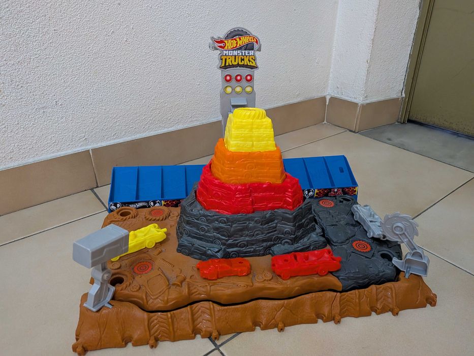 Pista hot wheels Monster trucks