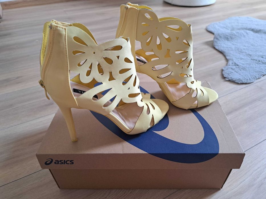 Nowe szpilki Vices 39