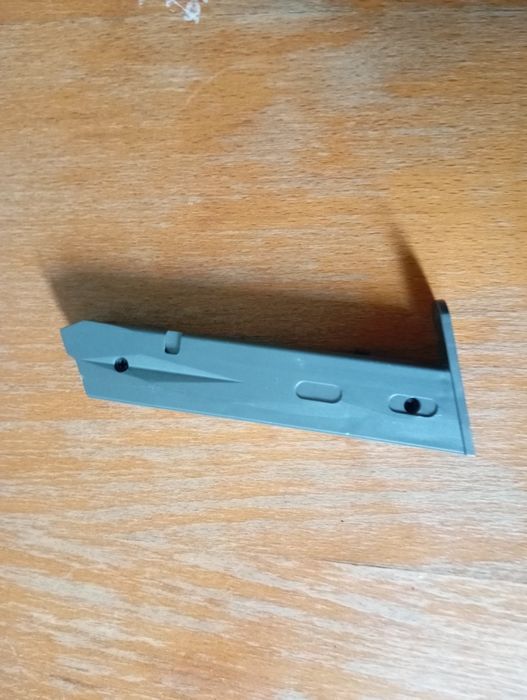 Пистолет на пульках пластиковый