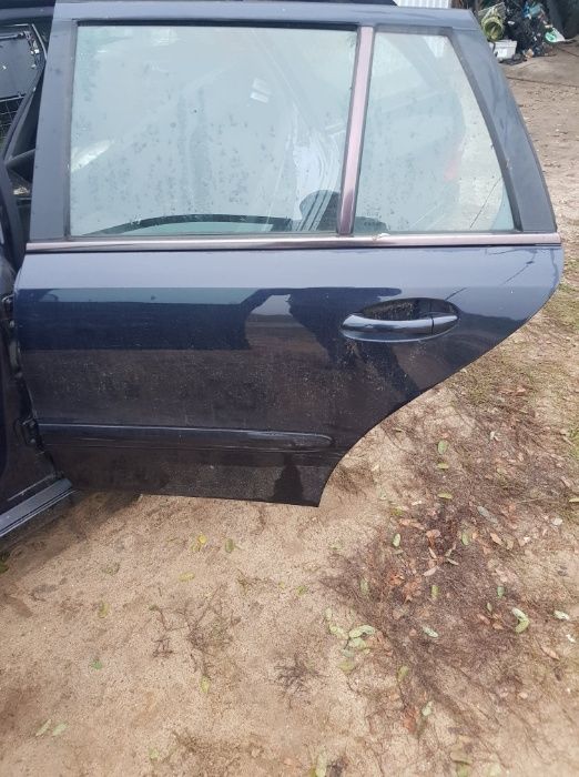 Drzwi Lewe Lewy Tył Tylne Mercedes W211 Kombi Lack. C359