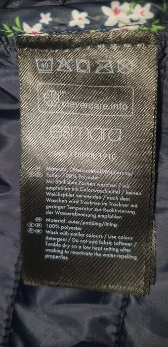 Przejściowa pikowana kurtka Esmara w drobne kwiatuszki