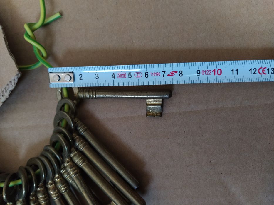 Chaves palhetão em latão universais