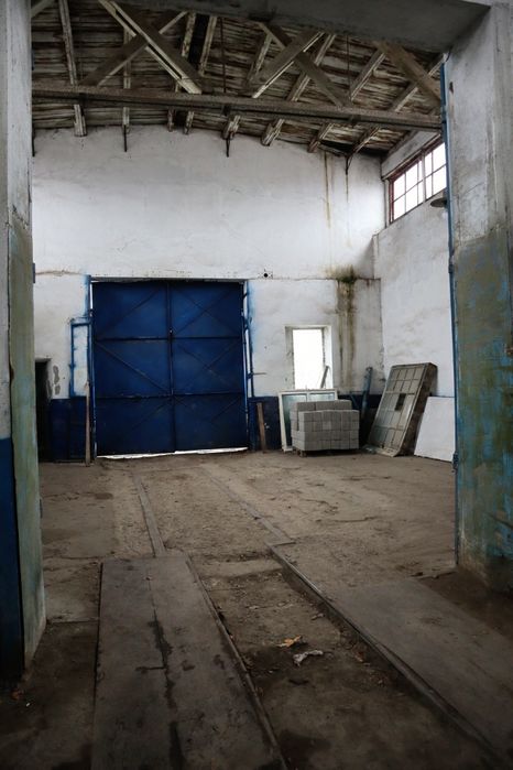 Ексклюзивна пропозиція: 2162 м² комерції + 83 сотки землі

Ексклюз