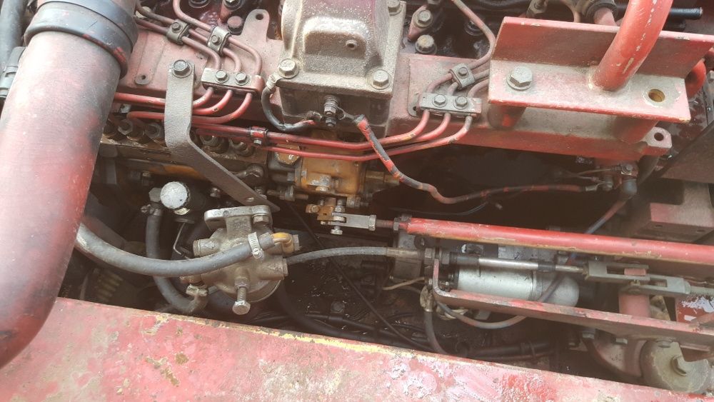 komatsu pc 200 , pc 180 seria 5 silnik S6D95L-1