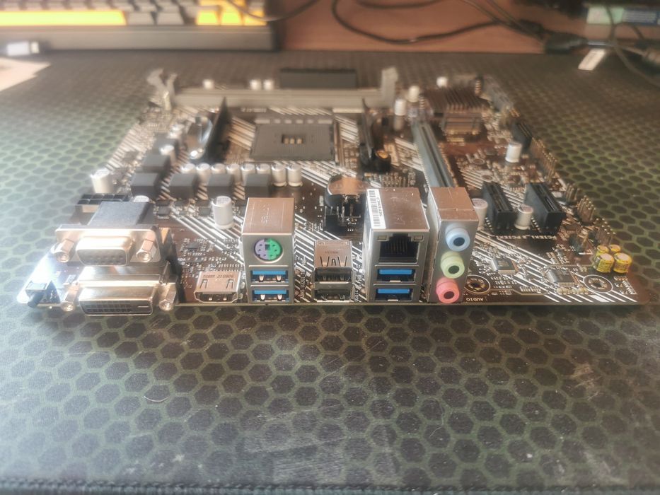 Продається материнська плата Asus Prime B450M-K II