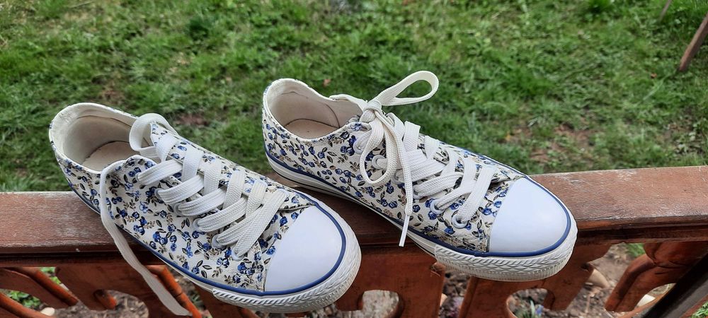 Кеди  брендові Sinsay
