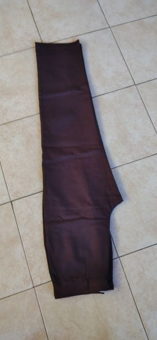 Calças direita p/ senhora.