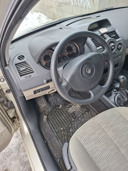 Продам рено меган