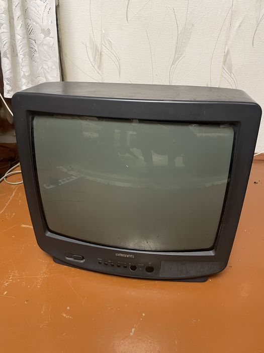 Телевизор Samsung на запчасти