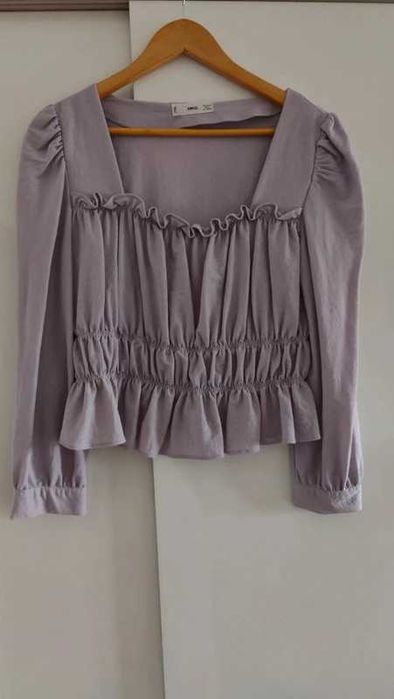 Top folhos Mango M
Usado uma vez