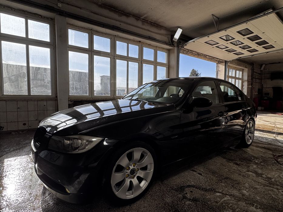 Bmw e90 2007rok  2.0benzyna+ lpg