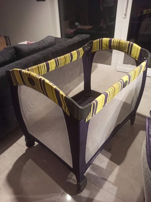 Łóżeczko turystyczne, Graco Contour Electra Blackberry spring