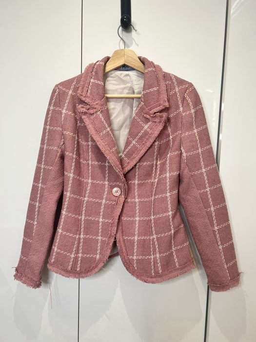 Casaco estilo tweed da marca MABEL, tamanho 42